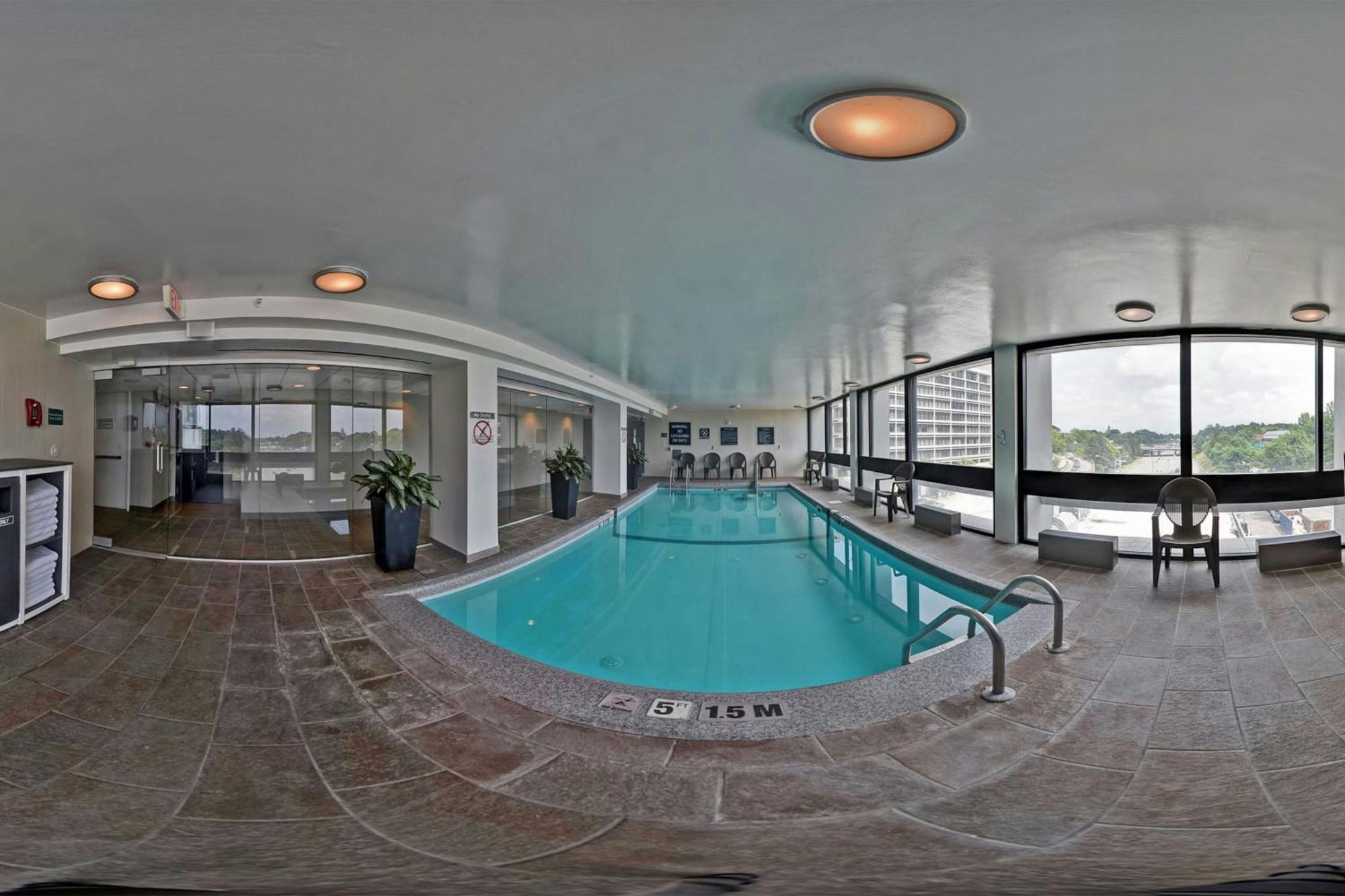 Four Points By Sheraton Boston Newton Exterior photo